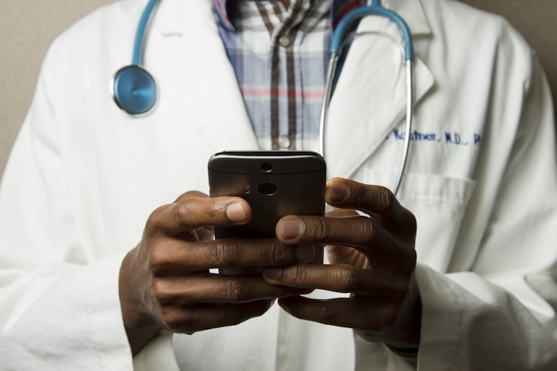 Sant&eacute; num&eacute;rique : les nouvelles solutions pour les professionnels